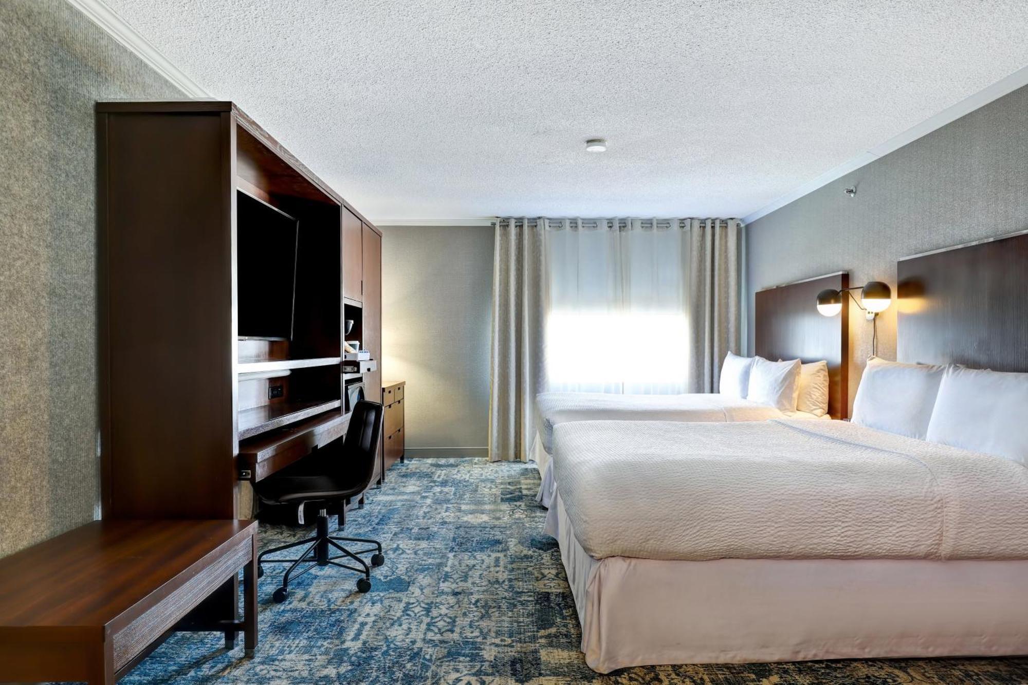 Four Points By Sheraton Toronto Mississauga Extérieur photo